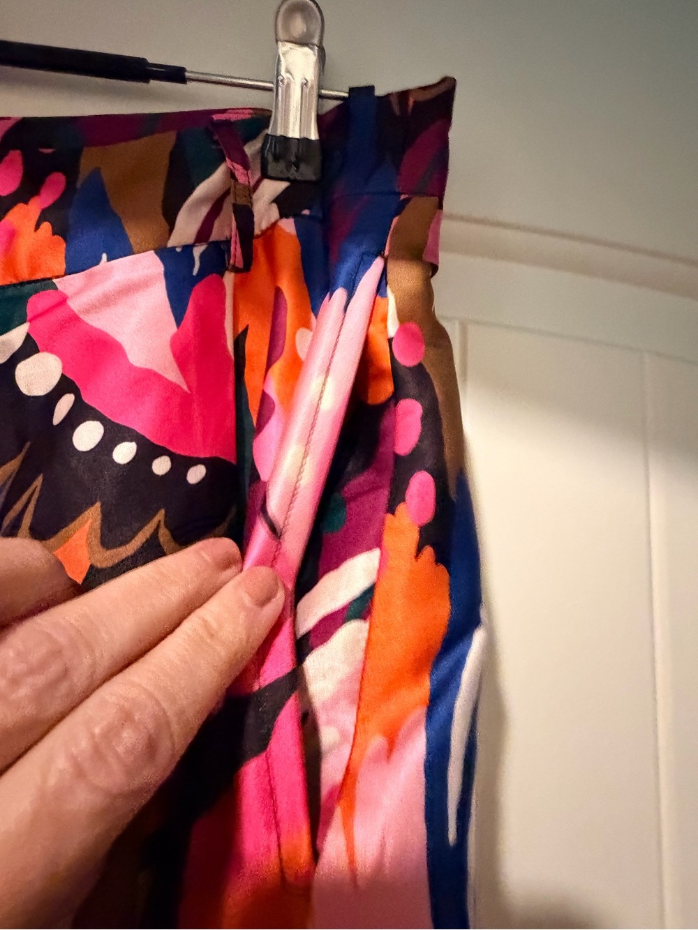 Vibrant Pink & Orange Tropical Circle Shorts - Picture 2 of 10